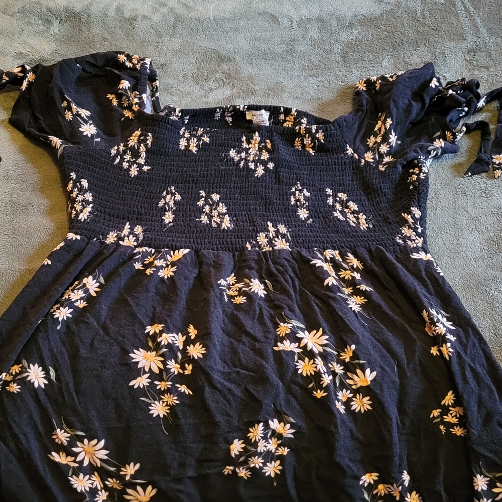Supper cute floral black dress